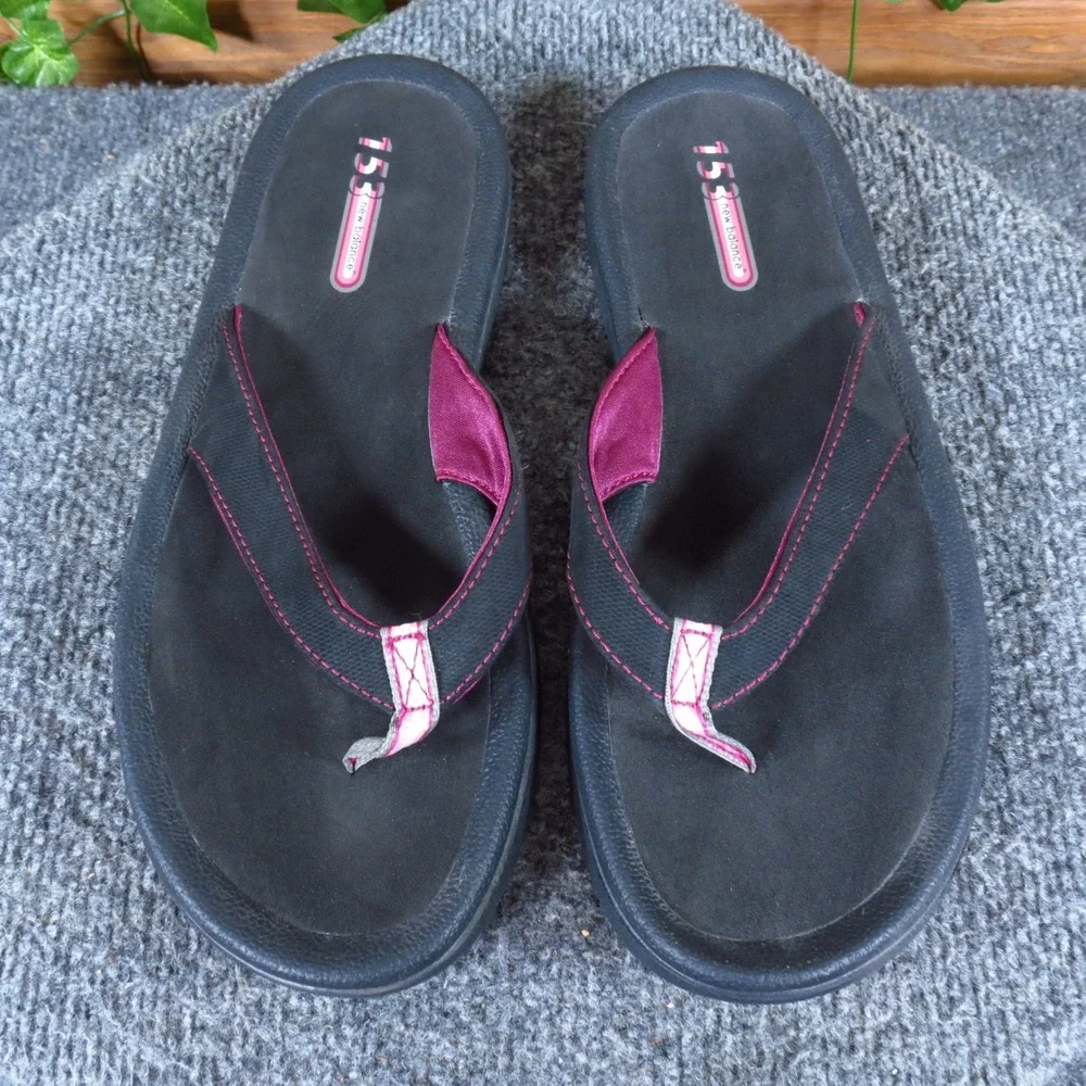 New Balance 153 Rock & Tone Women Flip Flop Sandals Size 10 Recovery Black Pink
